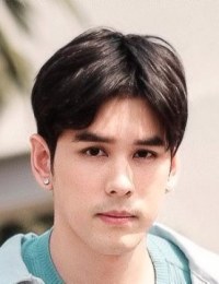 Фото актера Ан Аккрапат Буннаг