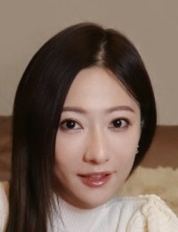 Фото актера Илия Ю