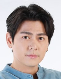 Фото актера Бом Пхонгсакон Тосуван