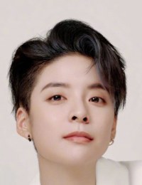 Фото актера Эмбер Лю