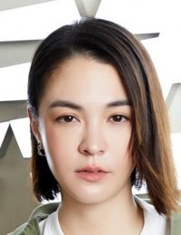 Фото актера Сандрине Пинна