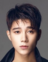 Фото актера Ян Тин Дун