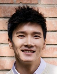 Фото актера Ли Тай