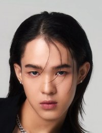 Фото актера Обей Паннавич Сирикьятванит