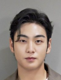 Фото актера Пэк Хо