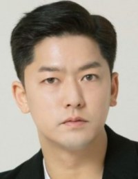 Фото актера Ли Ён У