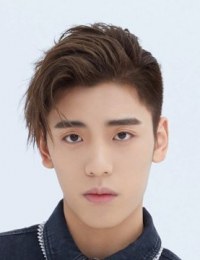 Фото актера Ван Цзы И