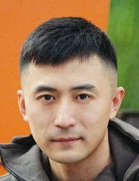 Фото актера Ли Лун Джун