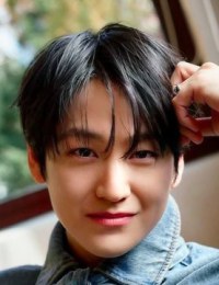 Фото актера Ким Бом