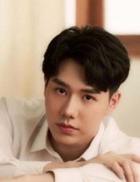 Фото актера Петч Чанапум Тенвонг