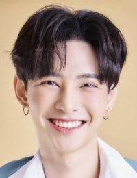 Фото актера Нат Супанат Лаухапханит