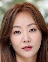 Фото актера Юн Джи Хе