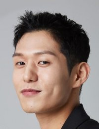 Фото актера Нам Мин У