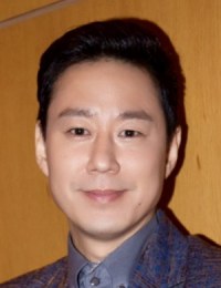 Фото актера Ким Ён Пхиль