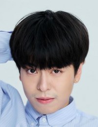 Фото актера Нонт Саданонт Дуронгкавироджана