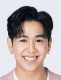 Фото актера Луис Танавин Тирапосукарн