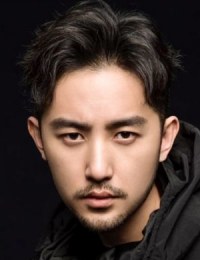 Фото актера Мао И