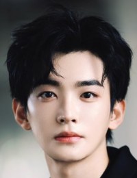 Фото актера Дин Цзя Вэнь