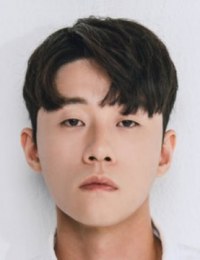 Фото актера Ли Син Ги