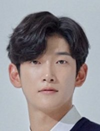 Фото актера Ким У Дам