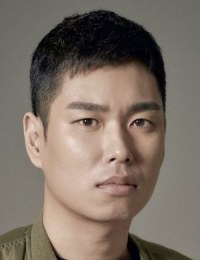 Фото актера Ли Гё Ёб