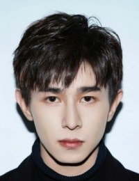 Фото актера Акэжули Жугули