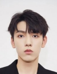 Фото актера Чжоу Цзюнь Юй