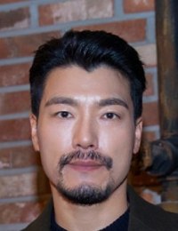 Фото актера Ян Джун Мо