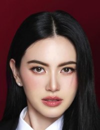 Фото актера Май Давика Хурне