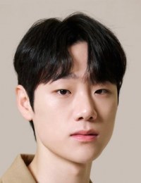 Фото актера Ли Бон Джун