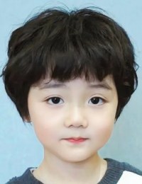 Фото актера Леннон Сан