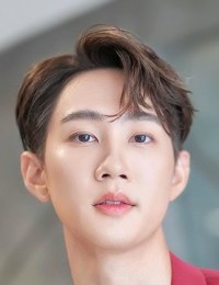 Фото актера Капитан Чонлаторн Конгйингйонг