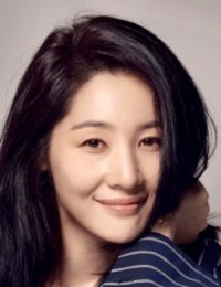 Фото актера Юн Джи Мин