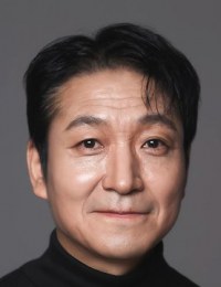 Фото актера Чхве Кван Иль