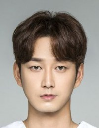 Фото актера Ли Хён Ук
